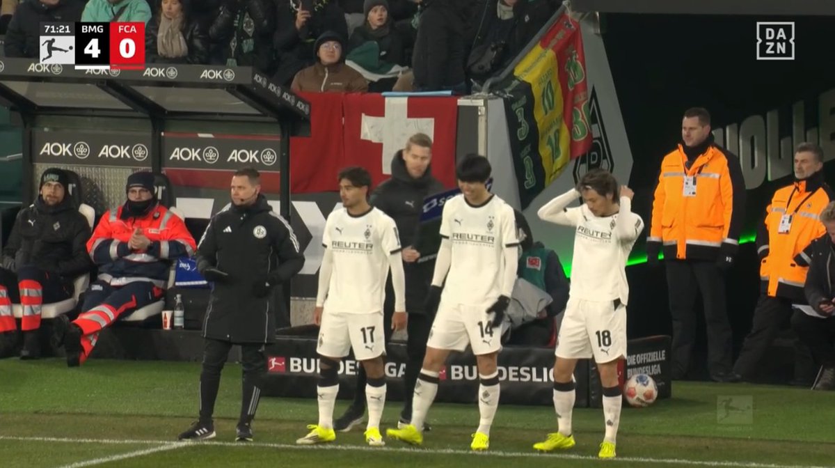 RMCE02's tweet image. 高井、ニッコニコでワロタ