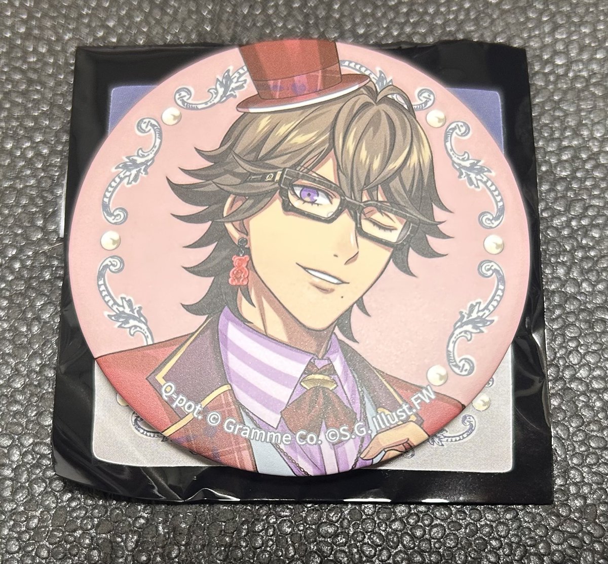 交換・譲渡】 うたプリ グランドショップ グラショ マット缶バッジ 譲