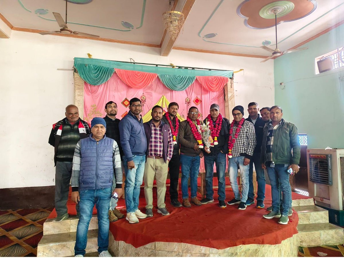 दिनांक -11.01.26 को <a href="/Vtkes/">VTKES jaunpur</a> के बैनर तले सर्वसम्मति से मैनपुरी में नवीन कार्यकारिणी का गठन किया गया।श्री शिवनारायन जिला मंत्री एवं श्री सत्यभान सिंह जादौन को पुनः जिला अध्यक्ष चुना गया। इस मौके पर सभी सदस्य  बृजेंद्र सिंह शाक्य, अनुज कुमार दुबे, सौरभ कुमार, उपस्थिति रहे। <a href="/MDDVVNL/">MD DVVNL AGRA</a>