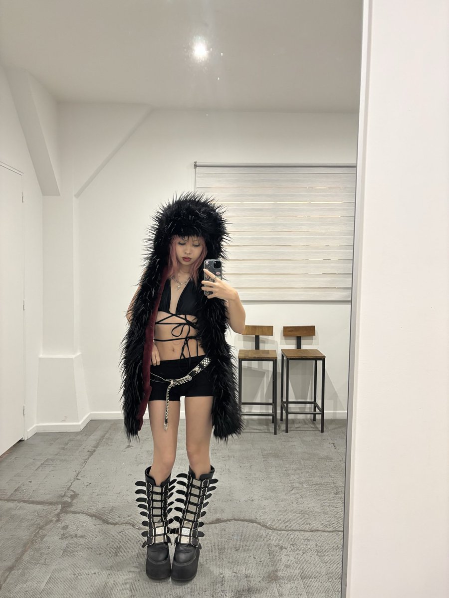 les outfits full noir 😫🙏