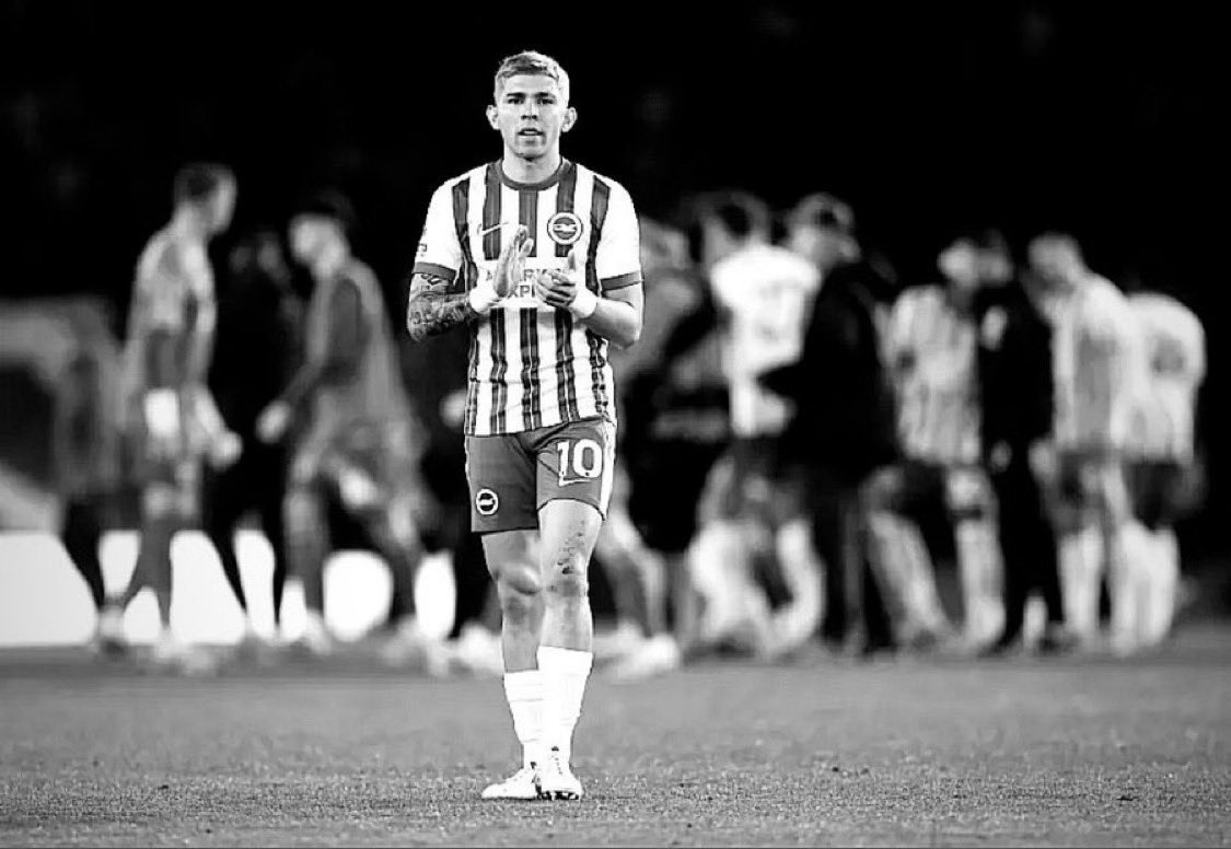 💔 Heartbreaking

Former Brighton &amp; Hove Albion wonder kid 🇵🇾Julio Enciso has been diagnosed with a possibly deadly condition known as ligma. It is expected he will need to be neutered in less than 4 weeks💔💔.