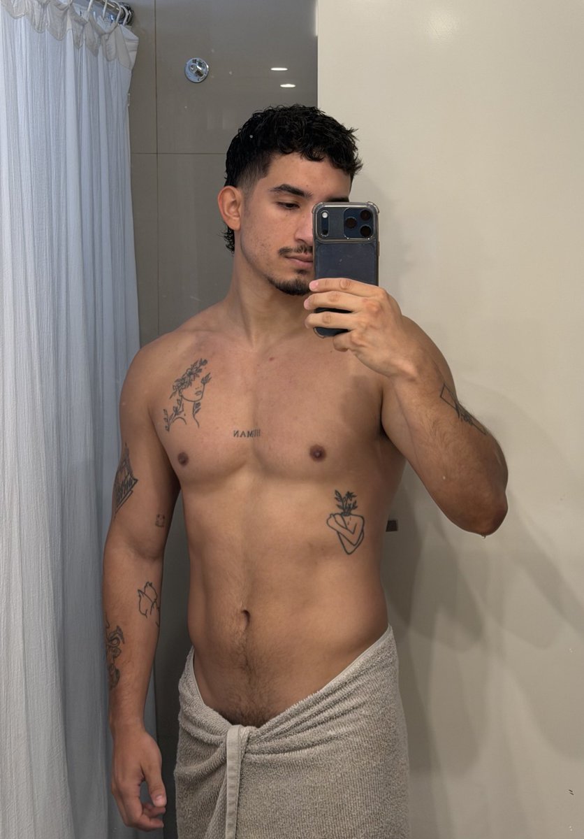 notjhonagain's tweet image. 🛀