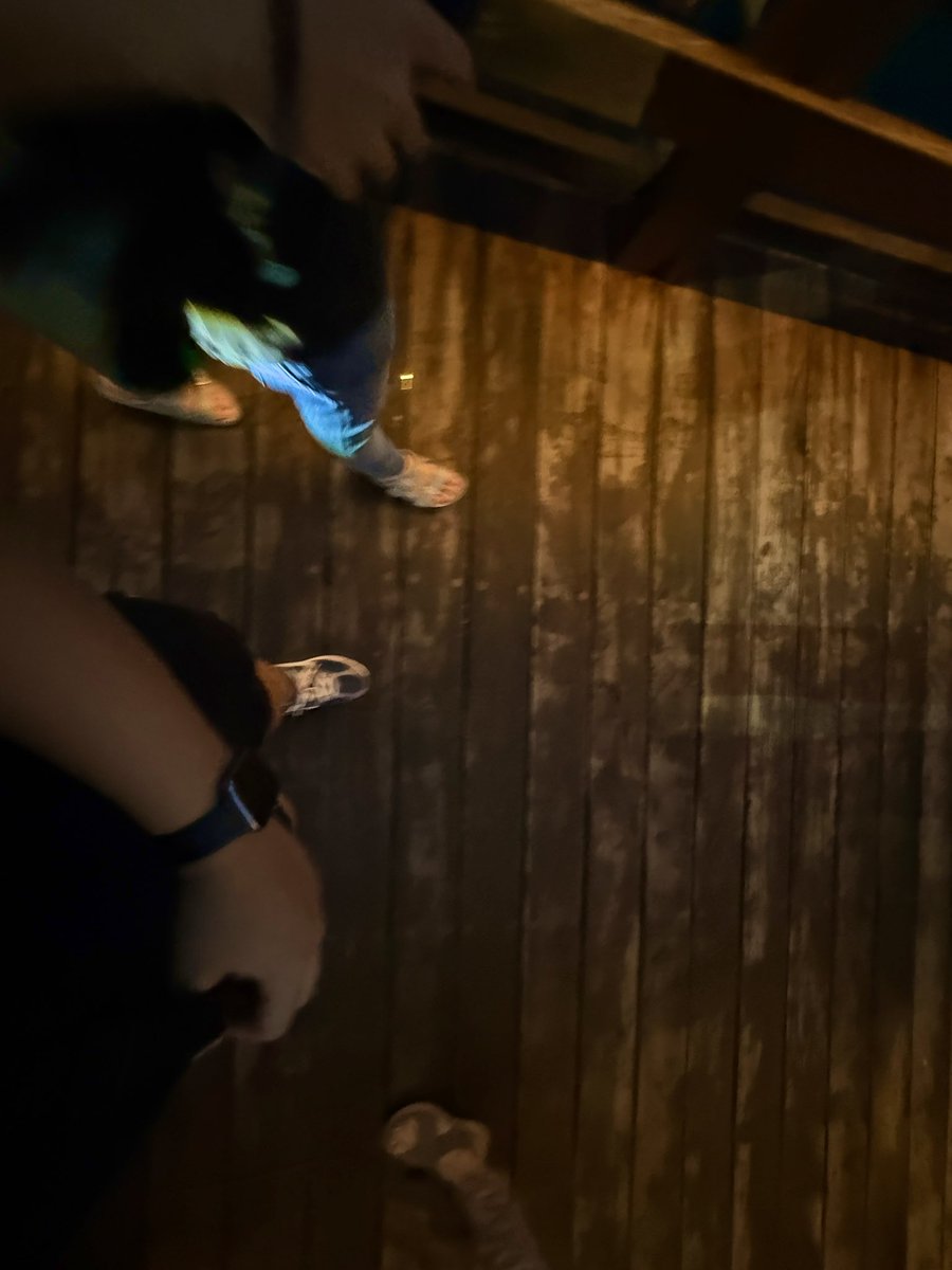 echo_grootg's tweet image. weekend ini ditutup dengan hampir seharian di PIK, dari makan, jajan, jalan, main gamezone daan berakhir dengan dia meeting, akunya yapping

but thanksss a lot telah saling meluangkan waktu untuk bertemu 🤍🤍🤍🤍