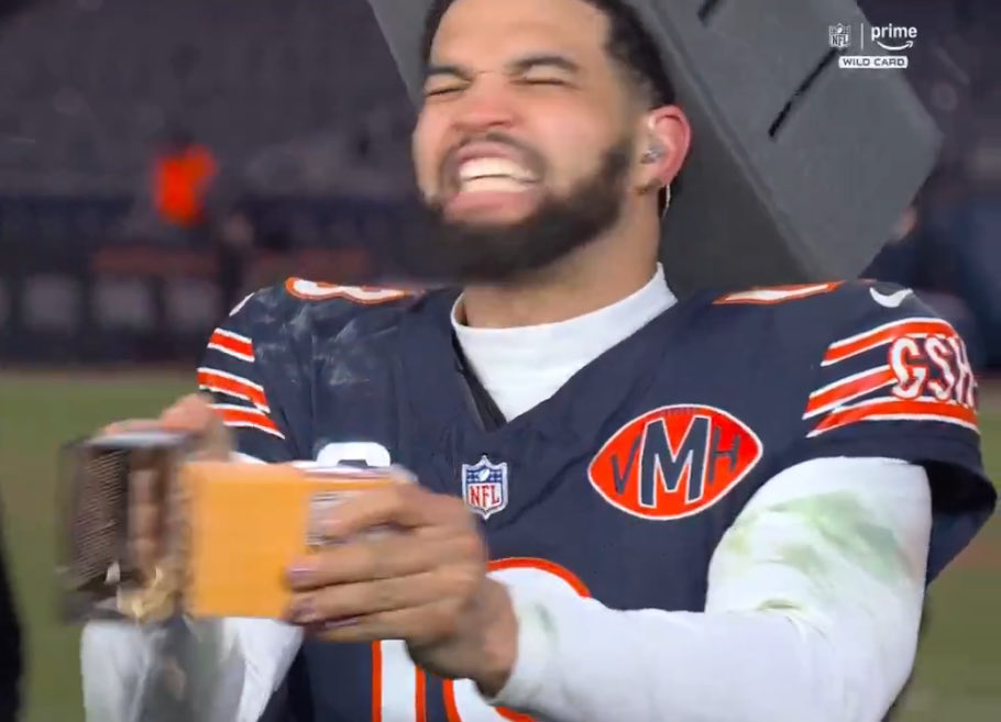 “Green Bay sucks” is not about the team on the field and their W’s &amp; L’s

It’s about a spoiled ass arrogant fan base that enjoyed 30 straight years of HOF QB play, that’s never experienced the dark times 

Fan base that never passes on the opportunity to twist the knife or salt a