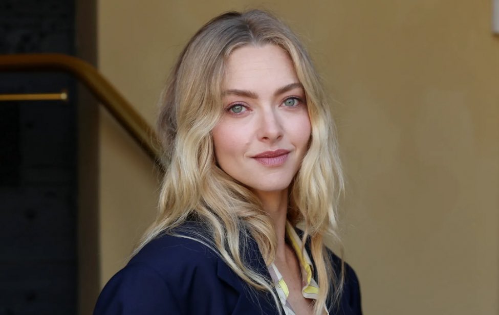 mrbrianrowe's tweet image. Two surprise wins I would love to see at the Golden Globes tonight