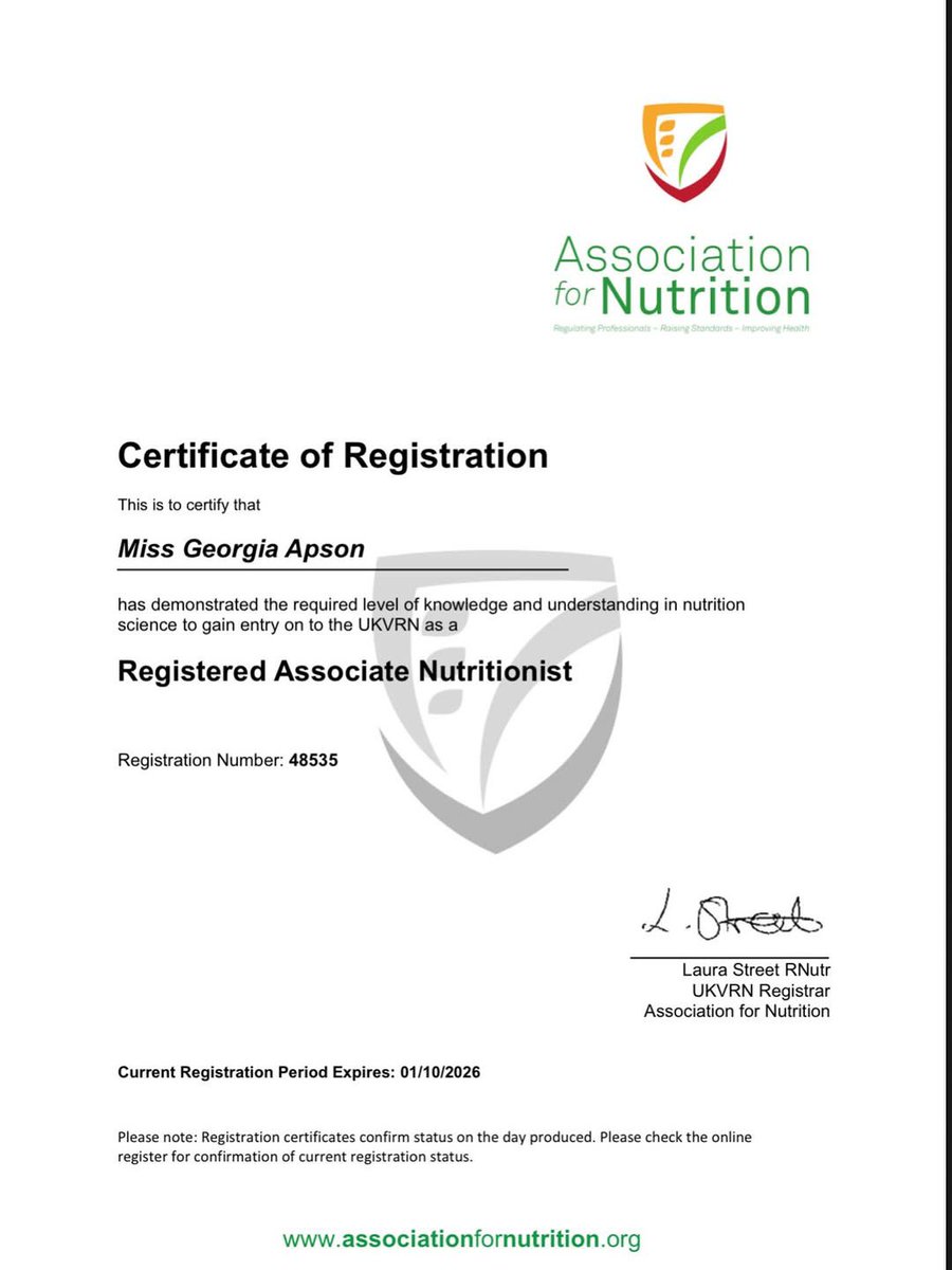 What a journey 2025 has been since July 💫
Graduated from Queen Margaret, welcomed my baby girl, became a Registered Associate Nutritionist (ANutr), and launched HealthyMaisha UK CIC. Grateful, proud, and excited for 2026 and beyond. #QMU #Nutritionist #HealthyMaisha #Motherhood