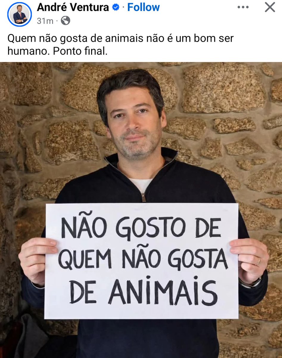 Este aldrabão propôs e votou a favor da descida do IVA das touradas e apresentou uma proposta para que a RTP volte a transmitir touradas na emissão. O nosso povinho é mesmo fácil de enganar...