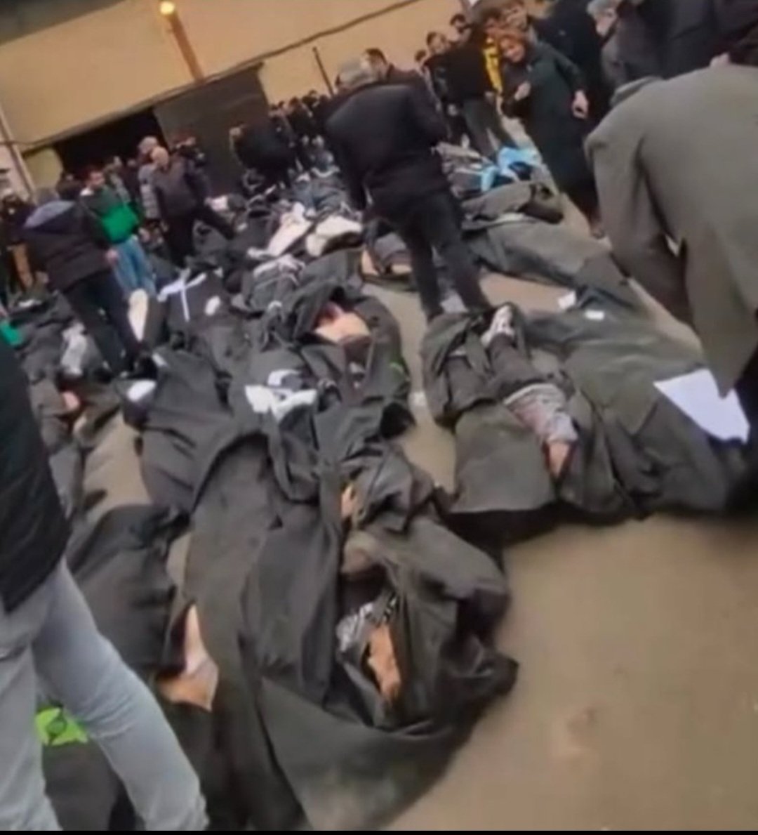 Mariairanim's tweet image. Mr. Trump and Mr. Netanyahu,
you said that if millions of people came out into the streets, you would support them.
Millions of people are now in the streets, and many have been killed and many more will be killed.
We need your help now.
@realDonaldTrump @netanyahu 
@PahlaviReza