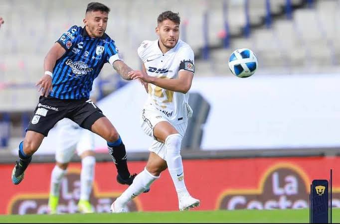 ¡Juego de domingo! 🇲🇽 ⚽

Los Felinos quieren iniciar el año con un triunfo.

Hoy:
Pumas 🐾 🆚 🐓 Querétaro
¡En exclusiva!
11:55 Hrs.

Por la frecuencia más deportiva de la radio.
👇
📻 93.9 FM, León
💻 lapoderosa.com.mx

#TodaUnaTradiciónEnElFutbol