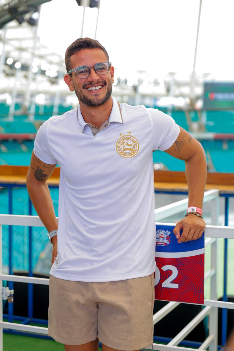 A máquina de estresse está de volta
Já cheguei na Fonte Nova para cornetar os meninos da base no primeiro jogo do ano.