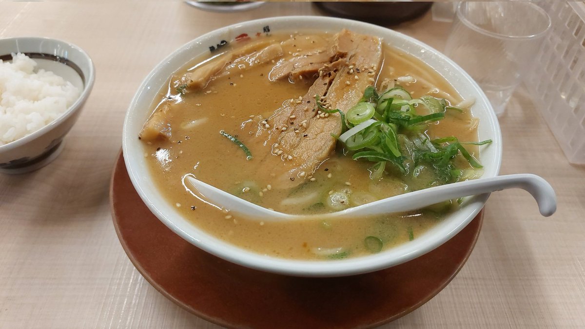 こんな時間はここしか開いてない😆