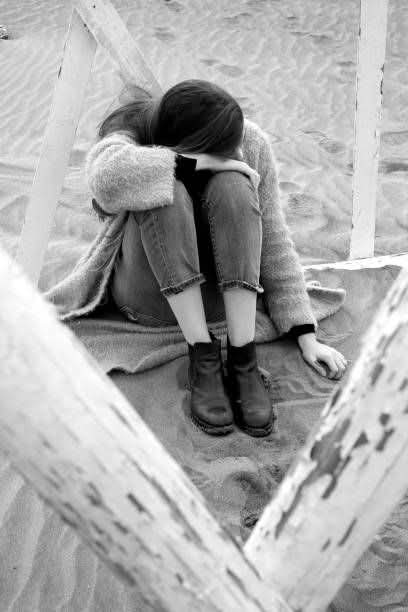 Seni ağLarken 
GörmeLerine
İzin ver..Ama 
Seni ağLatanLarın
Bir daha seni 
GörmeLerine
İzin verme..🌠
Kaderin suçu yok.!
Biz yanLış insanLarı 
İnsan yerine koyduk 
Mevzu bu..🪾🪵🪾
           ALINTI..🤍