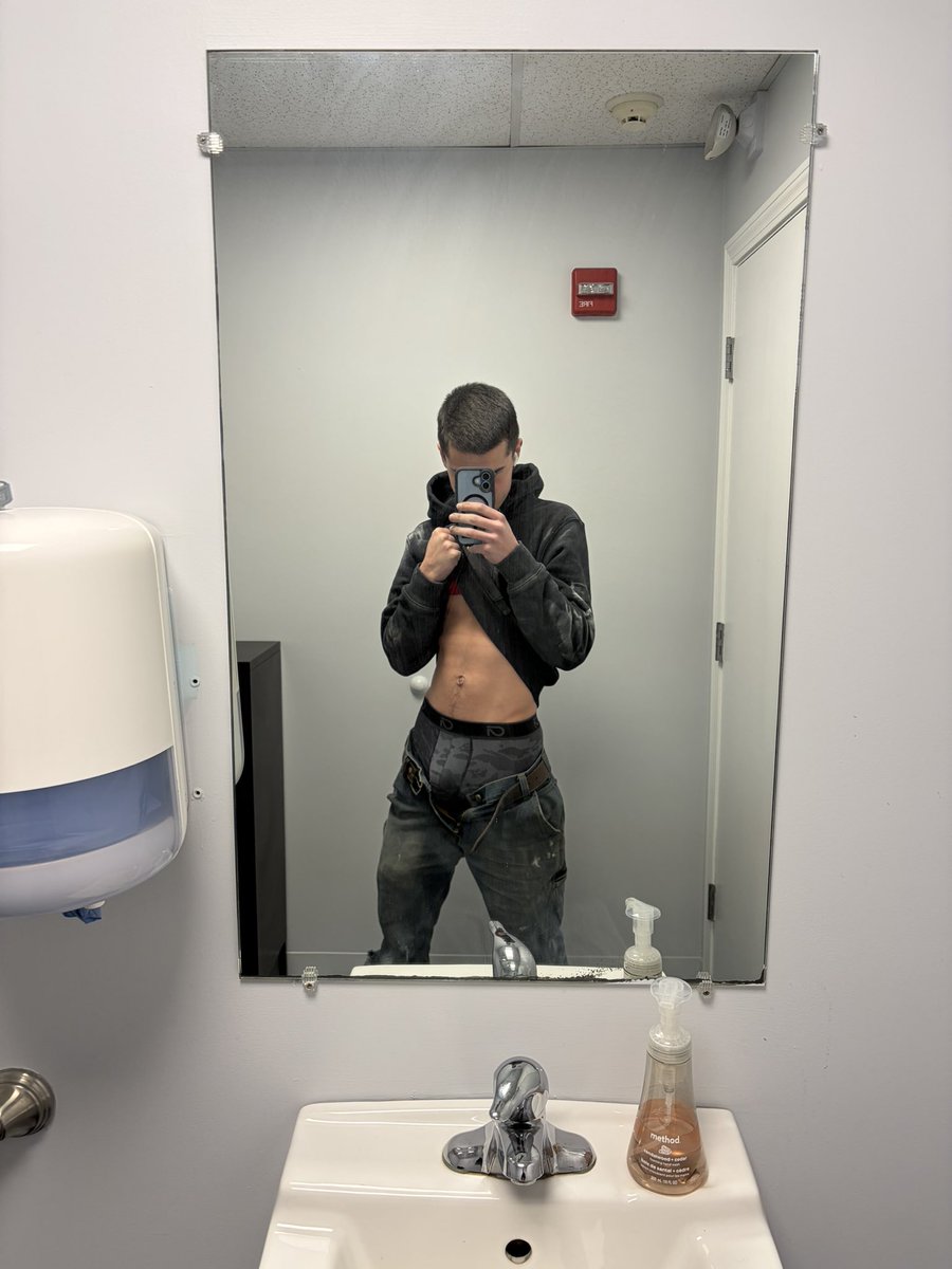 Shawn tweet media