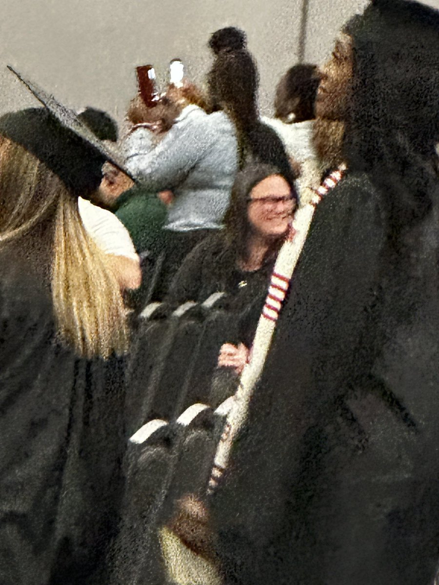 4LTWARD's tweet image. Congrats 🍾🎉🎈🎊 to my baby girl and oldest child @Coco_KayKay4 receiving her Masters in Human Resources at Franklin University(OH)! @TaleesaWard and I are Happy for your success! 🌌 the Limit..Kiddd..#keepclimbing  @24Wardd @NemoAchida