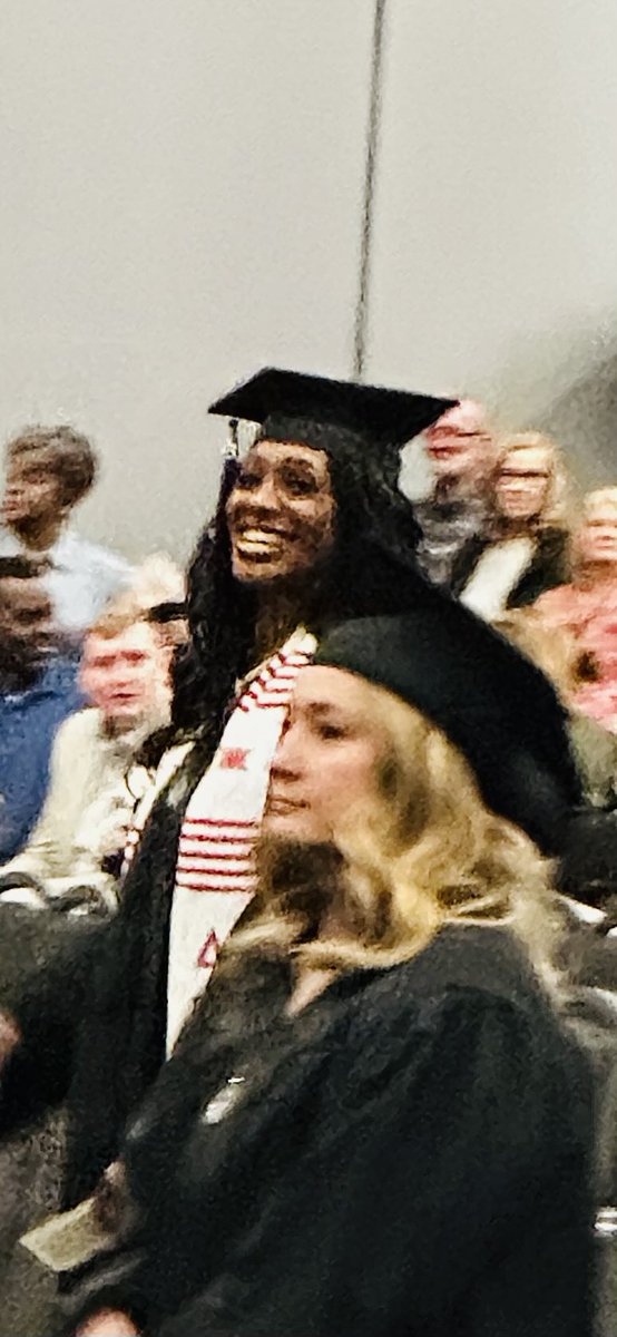 4LTWARD's tweet image. Congrats 🍾🎉🎈🎊 to my baby girl and oldest child @Coco_KayKay4 receiving her Masters in Human Resources at Franklin University(OH)! @TaleesaWard and I are Happy for your success! 🌌 the Limit..Kiddd..#keepclimbing  @24Wardd @NemoAchida