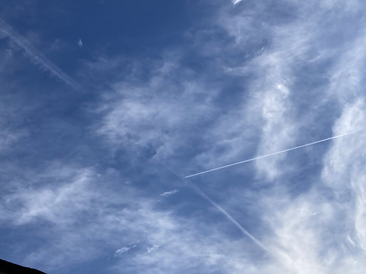 HigherIsWaiting's tweet image. In Texas everyday throughout day….
Air TEST TEAMS must be set up across TEXAS like in Louisiana. Chem dumps in atmosphere blow right over Louisiana.
@SenJohnKennedy @GregAbbott_TX 
Chemtrails are easily used as bio weapon warfare. BAN these poisonous streams! Sever funding for…