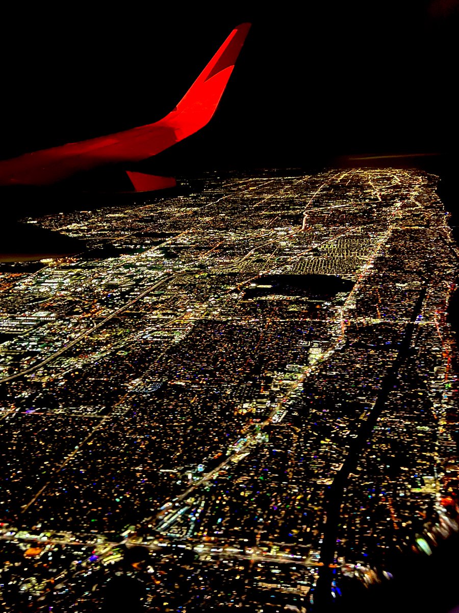 吹雪のミシガンから３時間✈️
義理の娘家族に会うため
マイアミへ🛬
気温差30℃😅暑いです🥵