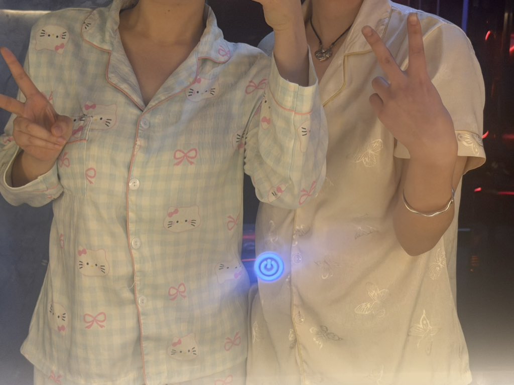 早点睡 tweet media