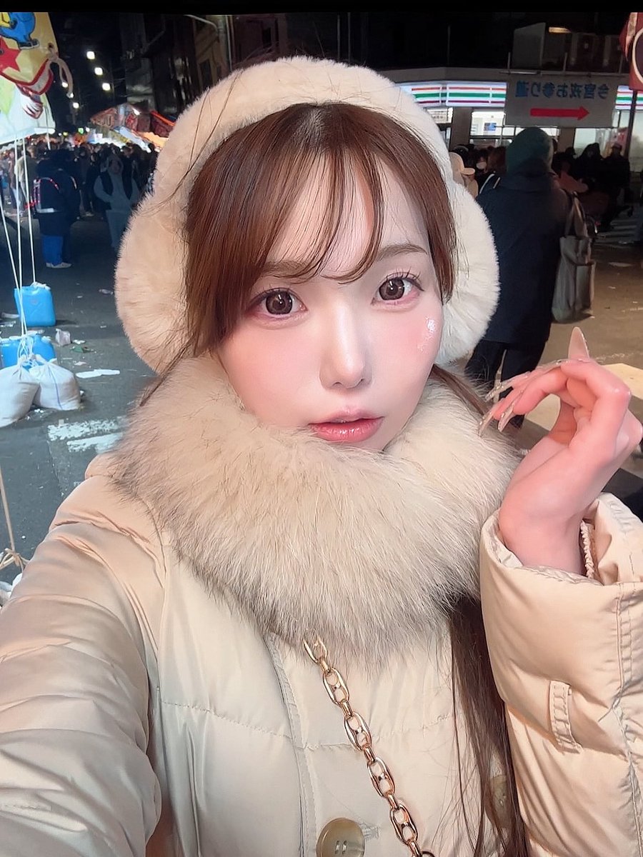 きゅんちん♡ 風がビュンビュンでしたが ちょい乗りしまして、、、 この日のデニム