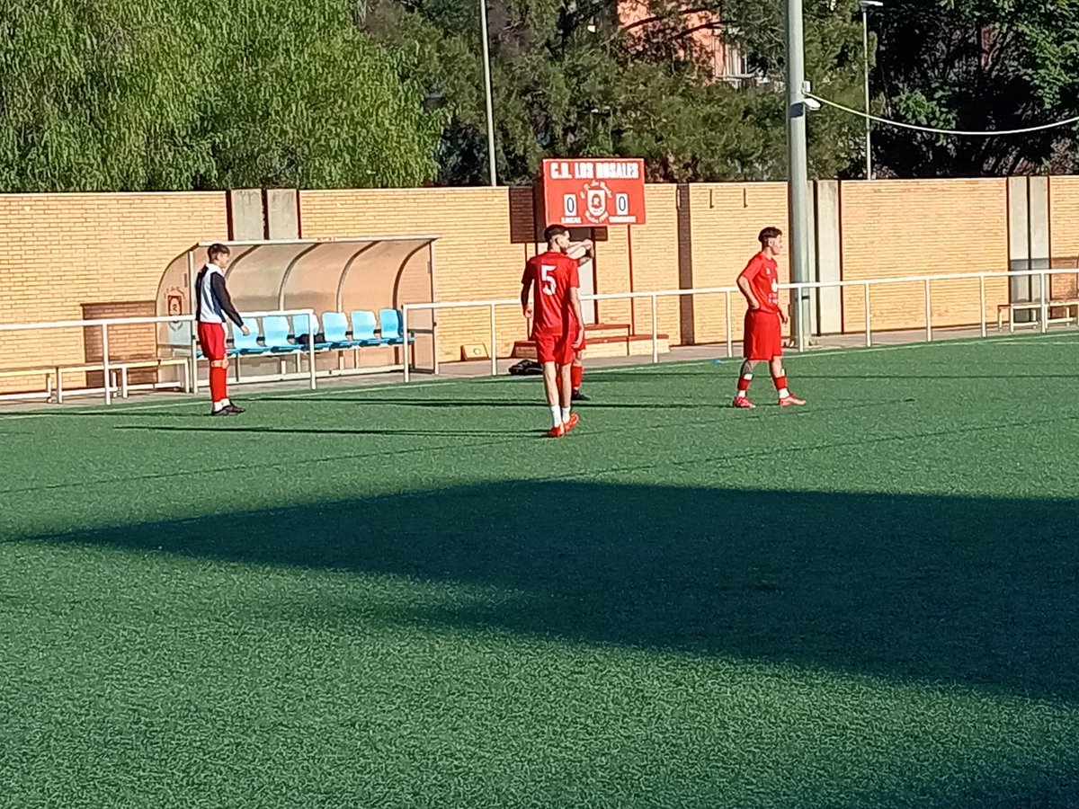 📣EL PARTIDAZO🥅
Previa
SENIOR - Aljaraque

#NuevoComienzoMismaPasión 
#SienteElRojo 
#CDLRdesde1994