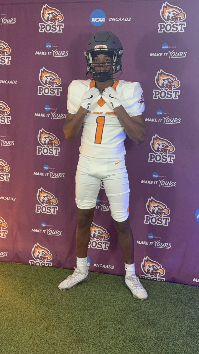 OzzieArtis's tweet photo. Thank you @PostUniversity & @post_fb for having me on campus  yesterday for a visit. I enjoyed meeting everyone and hearing more about your program.. @HughVillacis @CoachRagonesi @SJA_Football_NJ @lonce70 @Rddorsey33Jr @post_fb @d2fbspotlight @Mtrible @GridironNJ @west_jersey @sixstarfootball @247recruiting @PrepRedzoneNJ #notcommitted