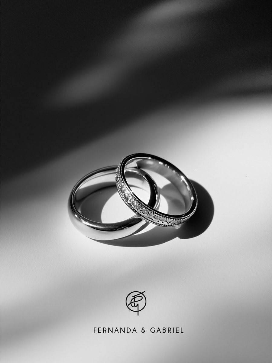JorgeCreative89's tweet photo. 💍 Este monograma surge de la unión de las iniciales F y G, concebidas a partir de la forma de los anillos que simbolizan el compromiso. Las curvas se entrelazan con naturalidad, evocando la unión, pero reinterpretadas con un lenguaje gráfico minimalista y contemporáneo.
#diseño https://t.co/eEk7vmPf93