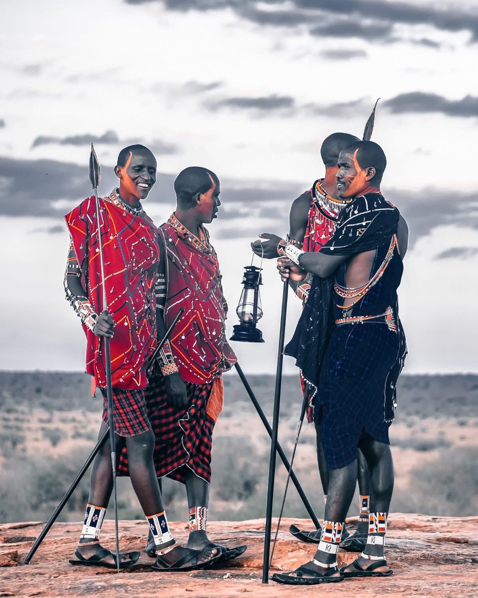 Joe__Bassey's tweet image. 🇰🇪 The Maasai have lived for centuries across Kenya and Tanzania, maintaining their language, dress, and traditions despite colonial borders.