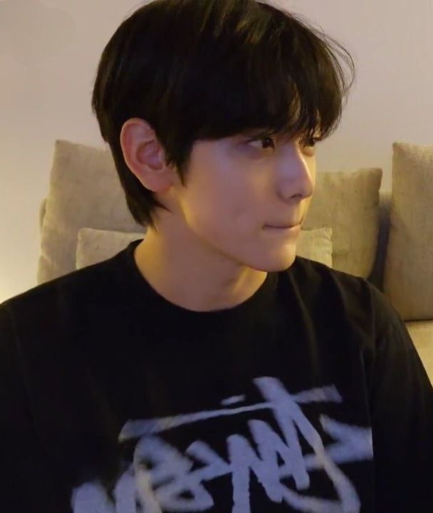 SilaasDominic's tweet image. Brother time.