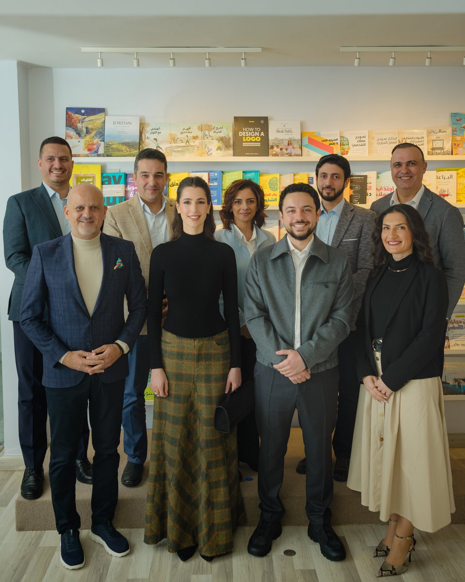 سمو الأمير الحسين بن عبدالله الثاني ولي العهد وسمو الأميرة رجوة الحسين يزوران شركة جبل عمان ناشرون، ويثمنان دور الشركة في نشر المعرفة وتطوير المحتوى العربي 
#الأردن