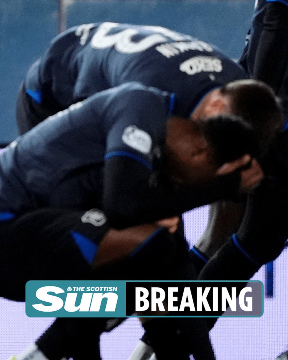 scotsunsport's tweet image. Shocking scenes as Rangers star struck by object thrown from Aberdeen crowd as missiles rain down on pitch after Gers goal
thescottishsun.co.uk/sport/15787941…