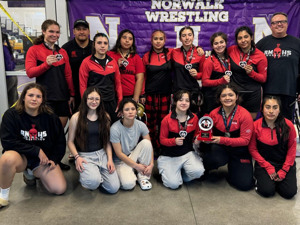 BobGchuk's tweet photo. Rio Mesa Girls place 3rd at Norwalk Lady Lancers Tournament. 
A. Hernandez 1st
B. Bittner 2nd
A. Bittner 2nd
M. Flores 2nd
A. Cortes 4th
M. Rodriguez Cons Champ
L. Romero 6th
S. Ford 6th
@riomesawrestlin @vcspreps https://t.co/6rbkC9Zjiw