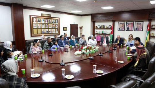 حزب الميثاق الوطني يطلع على أوضاع أطفال غزة في مستشفى الجامعة 