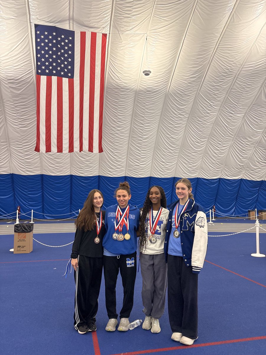 Metuchen Girls XcTf tweet media