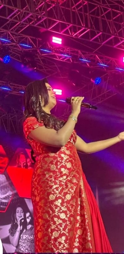 fine shytt is fine shyting😋😍🫠✨💅🏻
<a href="/shreyaghoshal/">Shreya Ghoshal</a>