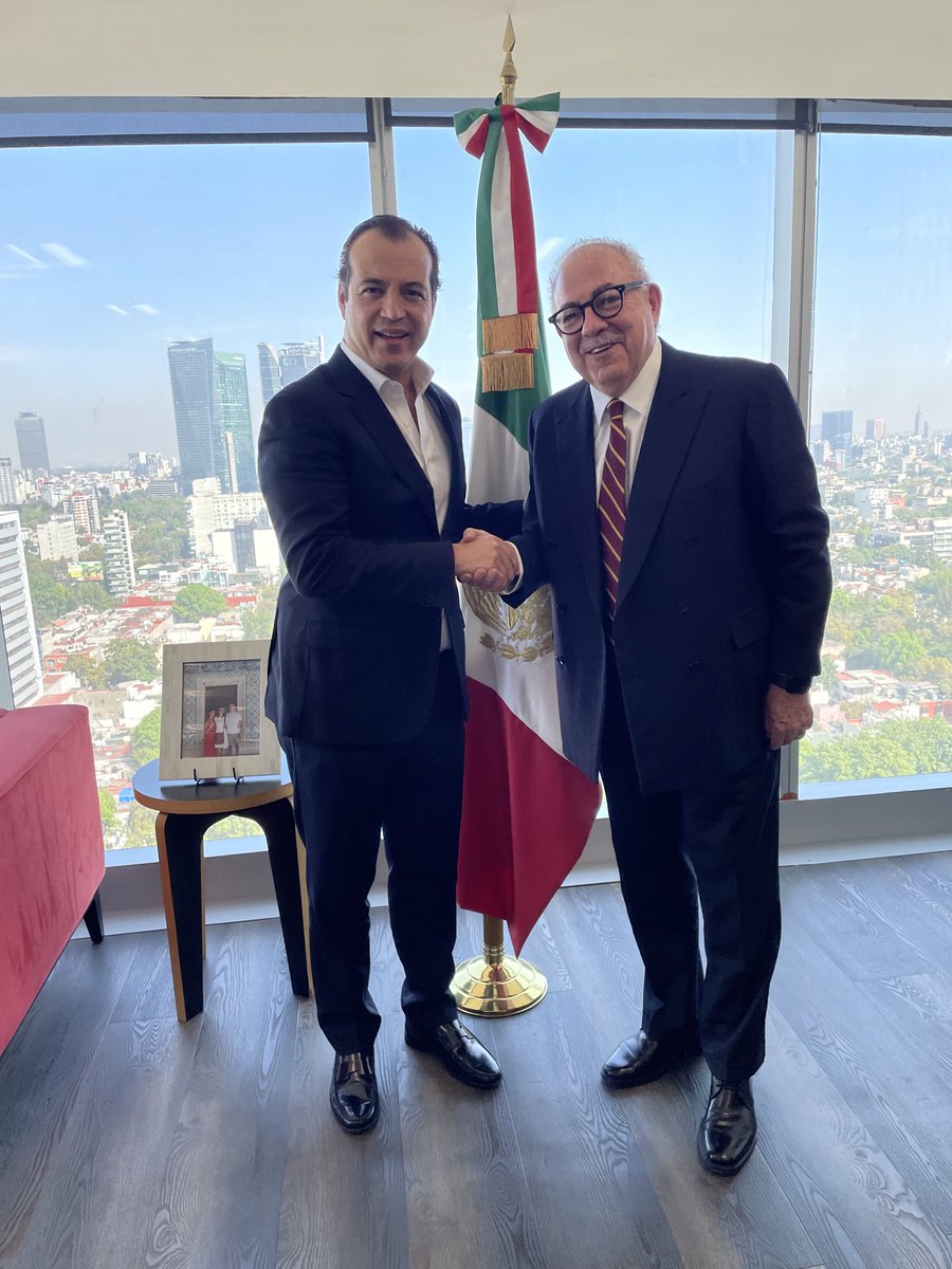 Fue un gran gusto reunirme con el Subsecretario <a href="/LuisRosendo_/">Luis Rosendo Gutiérrez</a> . El Acuerdo Global Modernizado México–Unión Europea 🇲🇽🇪🇺 ampliará oportunidades de comercio e inversión alineadas con los objetivos del Plan México y contribuirá a la competitividad, la productividad y la integración