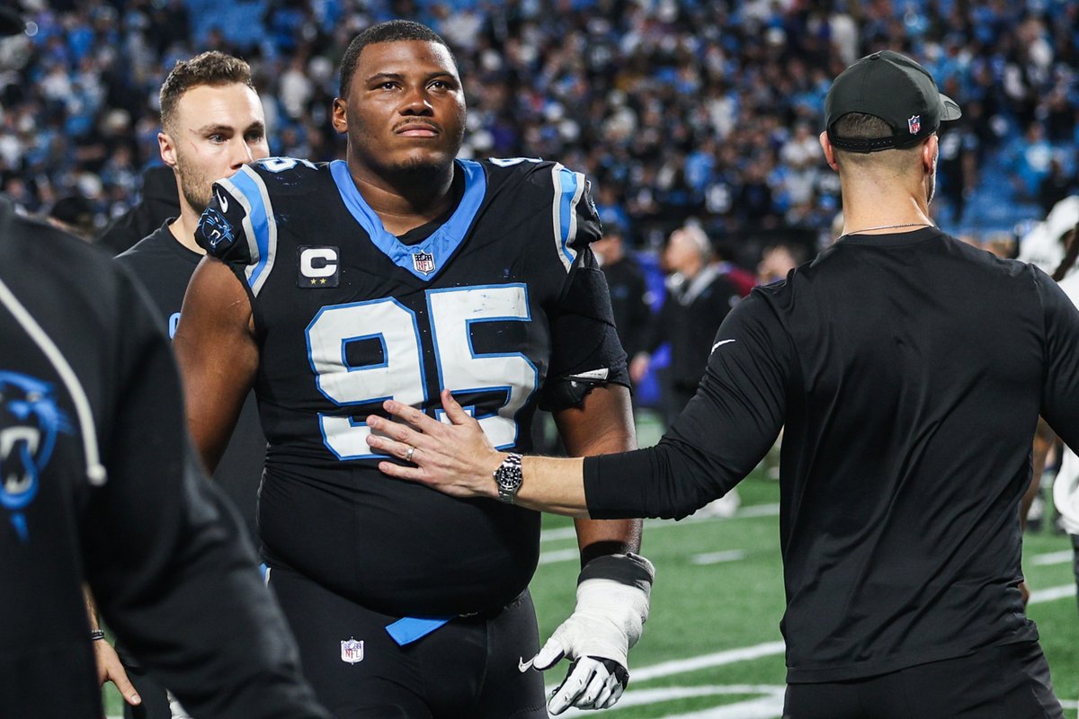scott_fowler's tweet image. Panthers DT Derrick Brown, on clean-out day today, on being left off the NFL's All-Pro teams:
"F--- it. If you don't think I'm a good player, I'll see you on Sunday. I mean, that's the best I can tell you. If you don't respect me? Then shit, you're gonna be in for a long game."