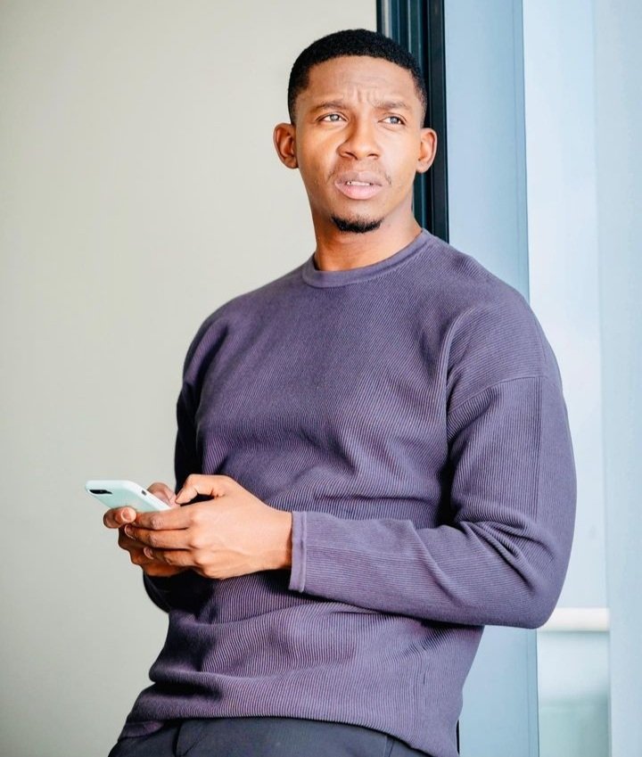 joy_zelda's tweet image. Retweet if you miss him 
Lawrence Maleka 
#Bazozwa #BBMzansiS6