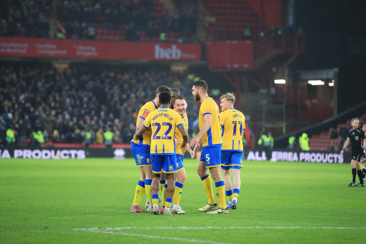 Mansfield Town FC tweet media