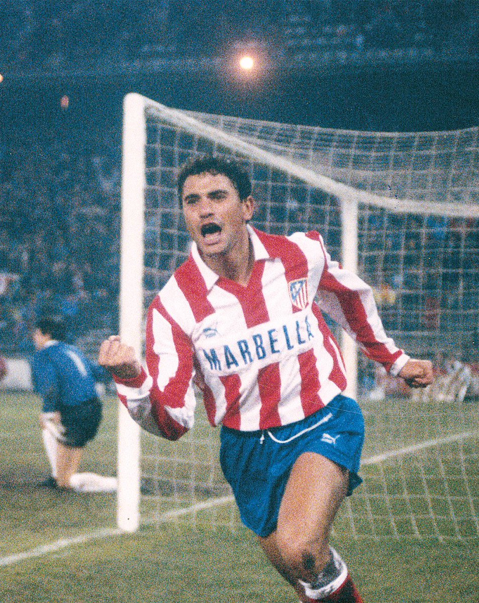 🎂 ¡Hoy felicitamos por su 61 cumpleaños a Manolo 'Pichichi'!

Como rojiblanco, Manuel Sánchez Delgado disputó 272 partidos oficiales entre 1988 y 1995, marcó 94 goles, ganó dos Copas del Rey y fue el máximo artillero liguero en el curso 1991/92 💪

¡Qué pases un gran día! 🥳