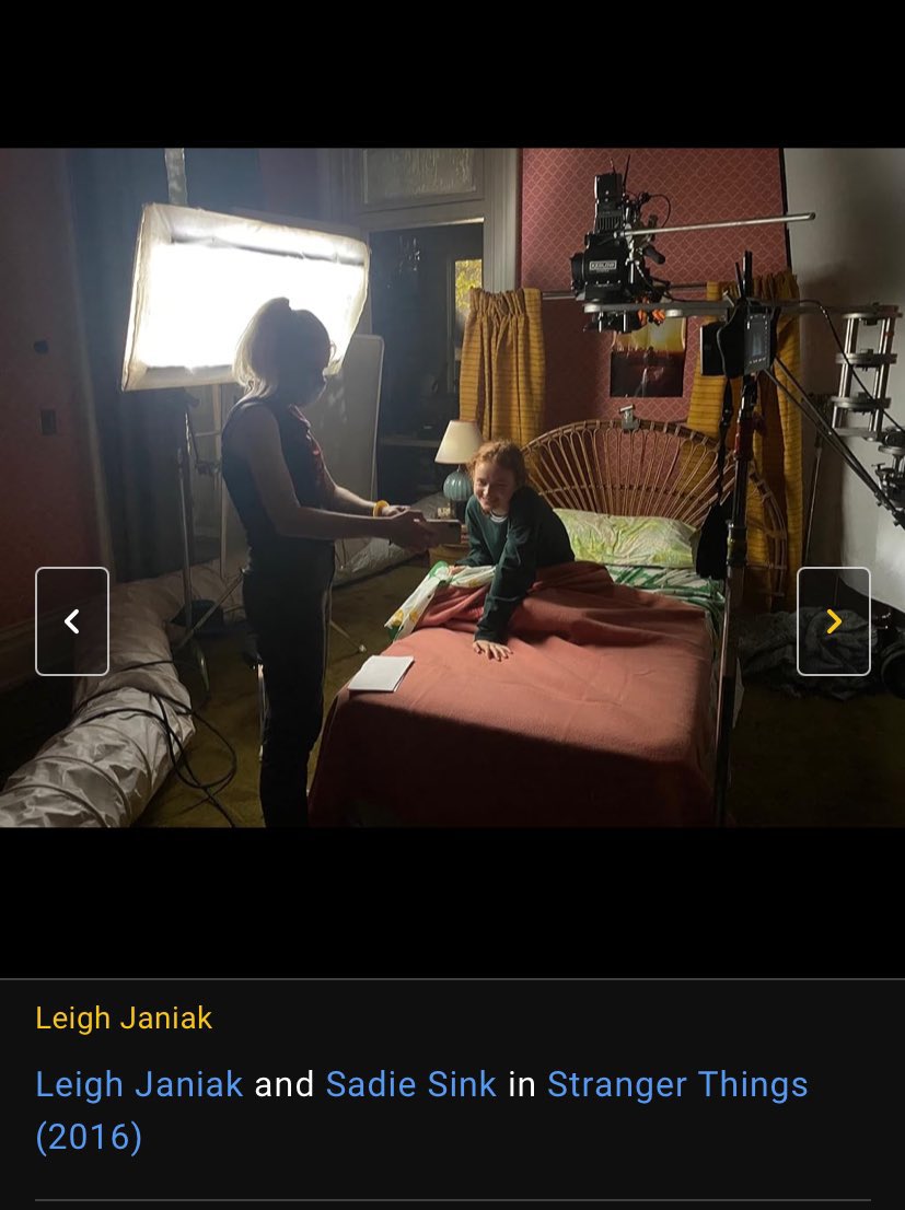 c_tviz's tweet image. so there’s actual photos of leigh (ross ex wife) working on set and she got NO credit… her influence on this show has gone unrecognised for too long