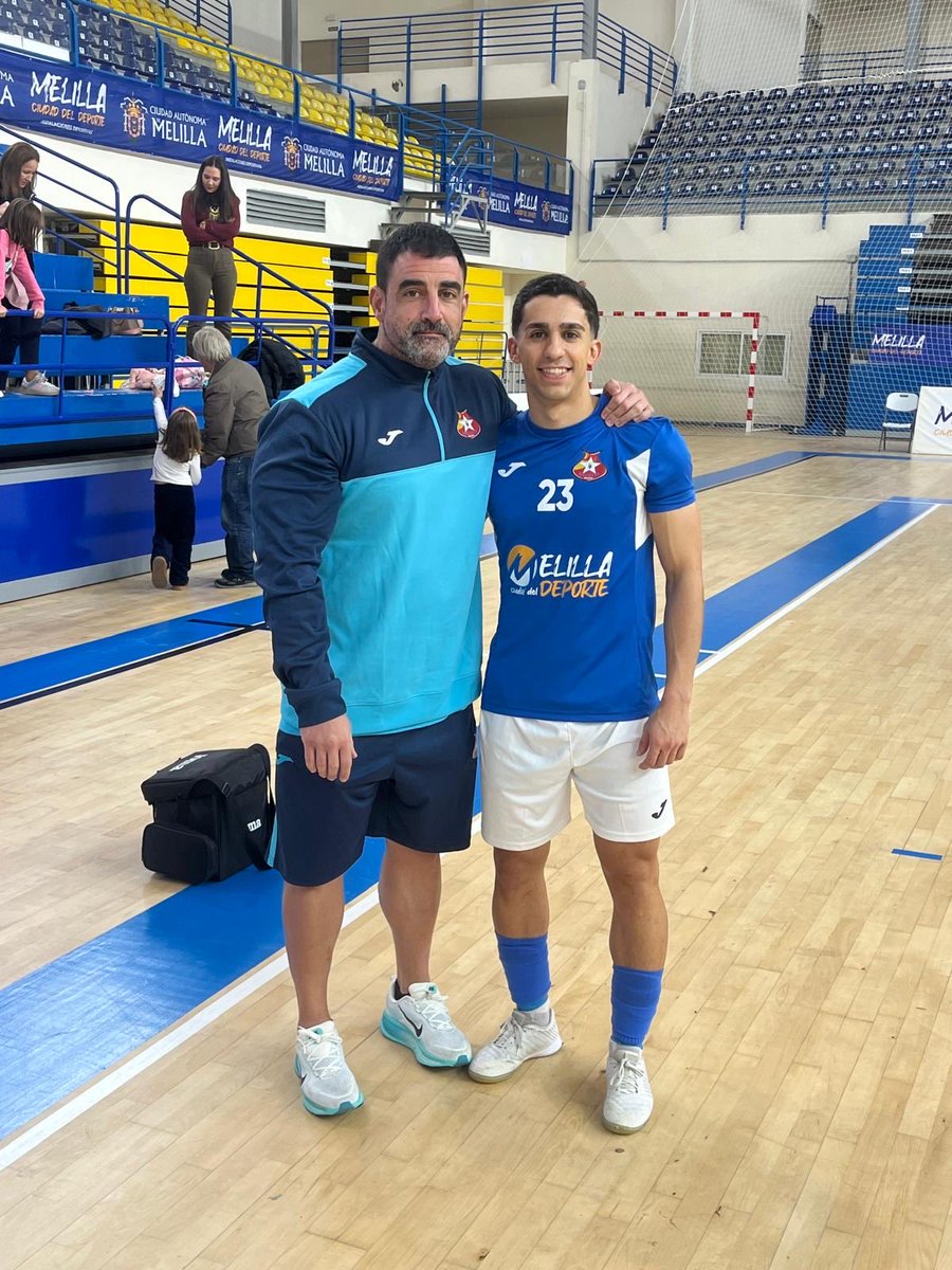 Muchas gracias <a href="/pacolopezfisio/">Jose francisco Lopez romero</a> , por aguantarme y trabajar durante todos estos meses en mi recuperación, eres el mejor!!💪🏽💙