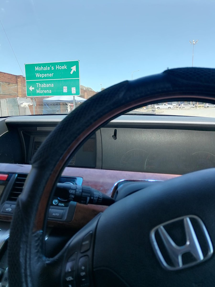 Maluti🍺 tweet media