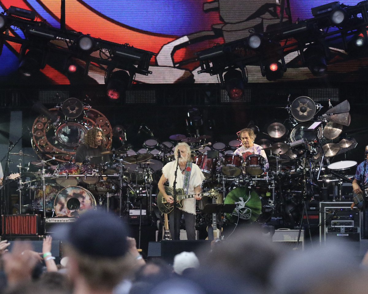 CitiField's tweet image. We are deeply saddened by the passing of Bob Weir. His music and legacy will live on forever. 💙