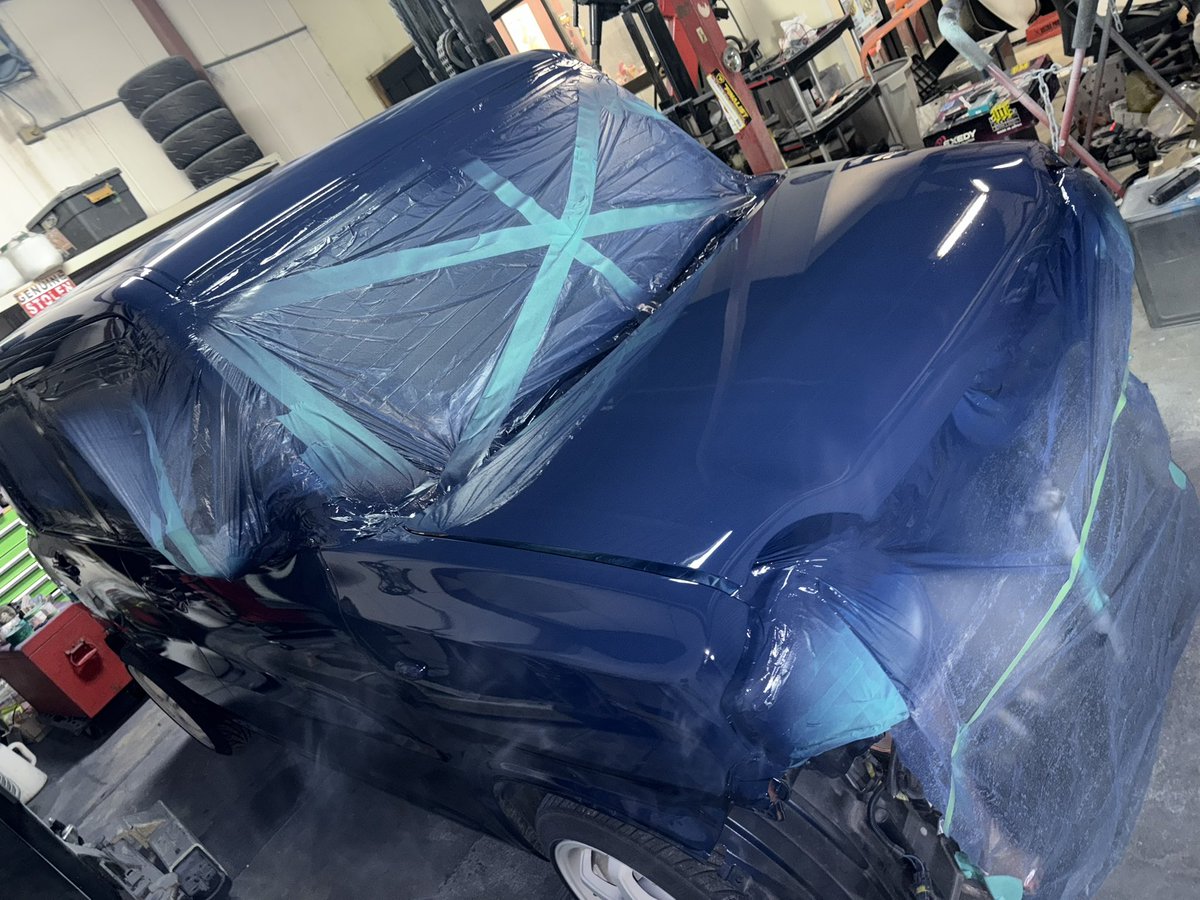 格安全塗装
軽自動車 
脱着無¥85,000-
脱着有¥100,000-

2026年1月はこのカラー！
残り5台、承っております！
ご興味ある方、お気軽にお問い合わせ下さい
#福岡
#全塗装