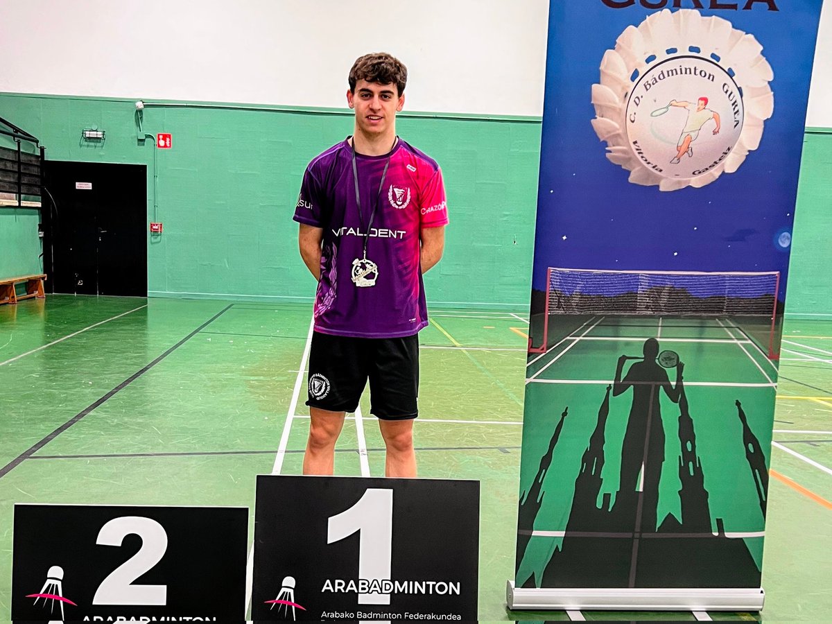 🏆 | #TOPTTRVitoriaS15S17S19
🥉 IF S17: Rocío Mera 
🥉 DM S17: Adrián Martín - Álvaro Gómez (SOR)
🥉 DF S17: Rocío Mera - Inés Vaquero (MED)
🥇 IM S19: Isaac Martín
🥈 DX S19: Isaac Martín - África Cimas

#CORAZÓNPucelano💜