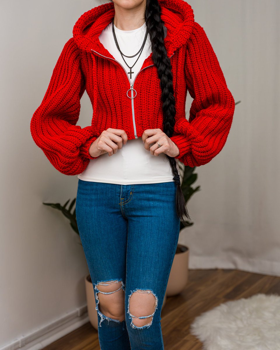 tcddiy's tweet photo. Stay warm in this comfy full zip hoodie. 

📺https://t.co/FTruGjt18u
📄https://t.co/f1jrJ4RMpD 
#crochet #crochetclothes #moderncrochet #tcddiy #handmadestyle 

Fun fact: been eating a new canned salmon and it's 🤌🏼 https://t.co/FoYvq571cq