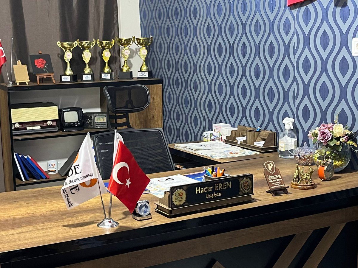 iyilikGuzeldir_'s tweet photo. Dez avantajlı insanlarımızın yüreklerine dokunmak hayatlarını güzelleştirmek için 
SENDE BİR İYİLİK YAP @hasansildak @ibrahimeyyupogl @malicevheri @mcanpolatnet @mehmetkusnet @nihatcftc @RTErdogan @sanliurfabld @tcailesosyal @MahinurOzdemir @Ademeren6301 @OA_BAK @Mustafa59036454 https://t.co/TDNq4H1A22