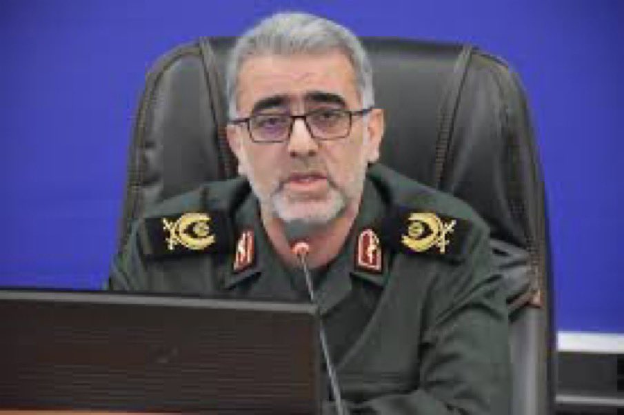 🇮🇷💥| Reportan que el coronel Mahdi Rahimi, del Cuerpo de la Guardia Revolucionaria Islámica y jerarca del régimen iraní, murió linchado por manifestantes contra el régimen en la ciudad de Malkishahi, tras haber dirigido el asesinato de decenas de personas.
#IranProtests