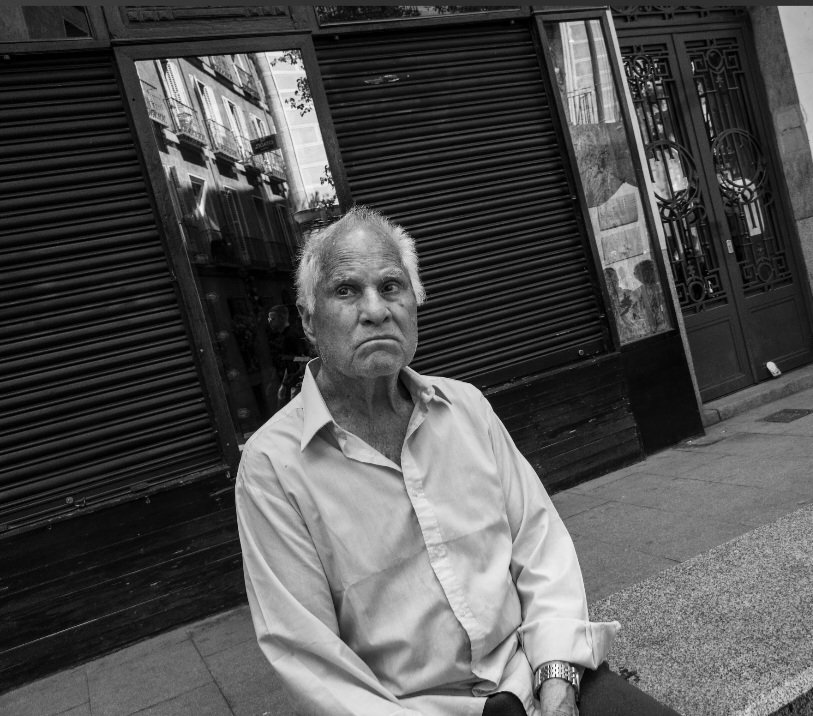 Angry #streets #candidstreet #candidshots #Moments #PhotoOfTheDay #bnw #bw #citylife #blackandwhitephotography #photorealism