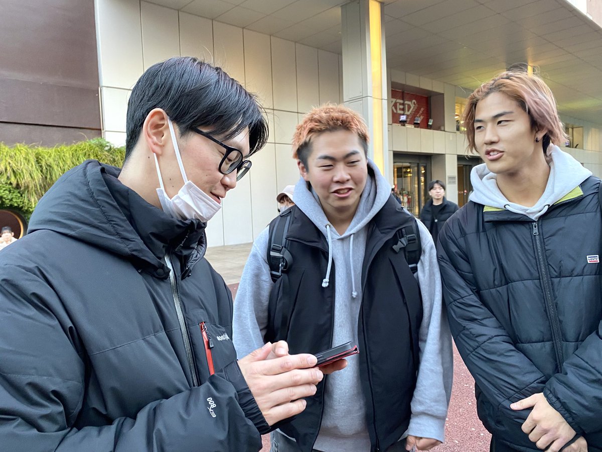 #彩WiNGS＆#和太鼓織 東京タワー演奏＆港七福神めぐり奉納演奏 1/11

・寒空の下、演りきった6人
・八広から参上したそーた＆一休も一緒に
・東京タワー🗼と
・葛西社長のオファーに苦笑いする２人w

#宮田絃冶 #原琉生加 #瀬能温大
#山田遼 #平國彩文 #橋場美穂
#竹中颯汰 #大竹一休
#葛西啓之